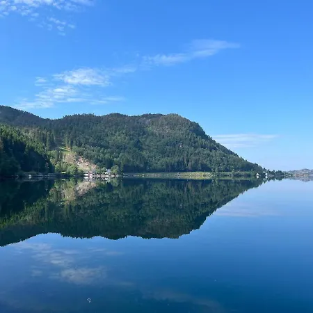 En Perle Ved Masfjorden