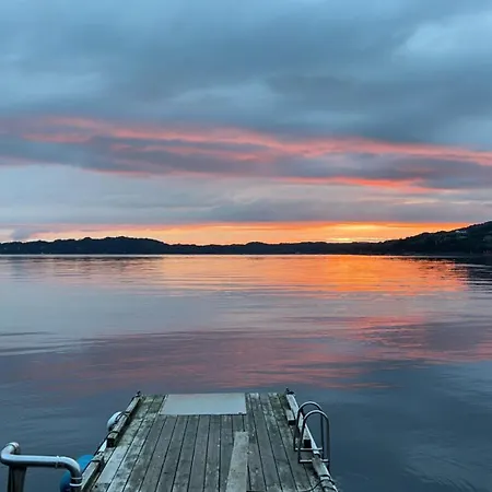 En Perle Ved Holiday home Masfjorden