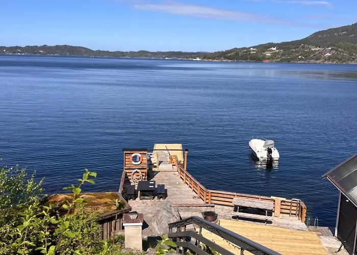En Perle Ved * Masfjorden